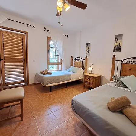 Morales-roque * Cotillo